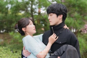 KOKDU: ANOTIMPUL DIVINITĂȚII (2023)