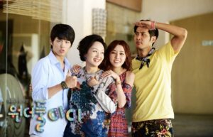 MAMA PERFECTĂ (2013) MAMA PERFECTĂ (2013)